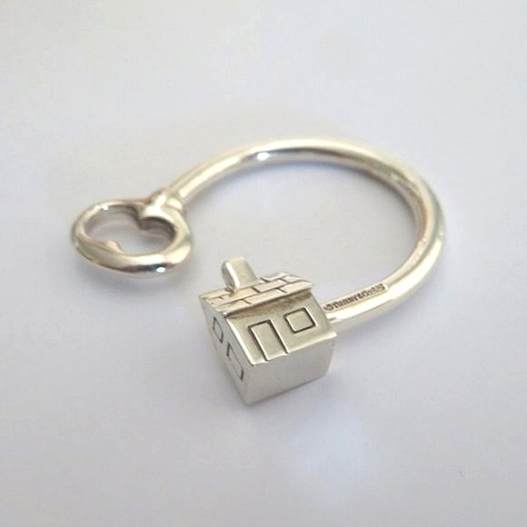 Tiffany's "House And Key" Sterling Silver Keyring - Picture 11 of 17